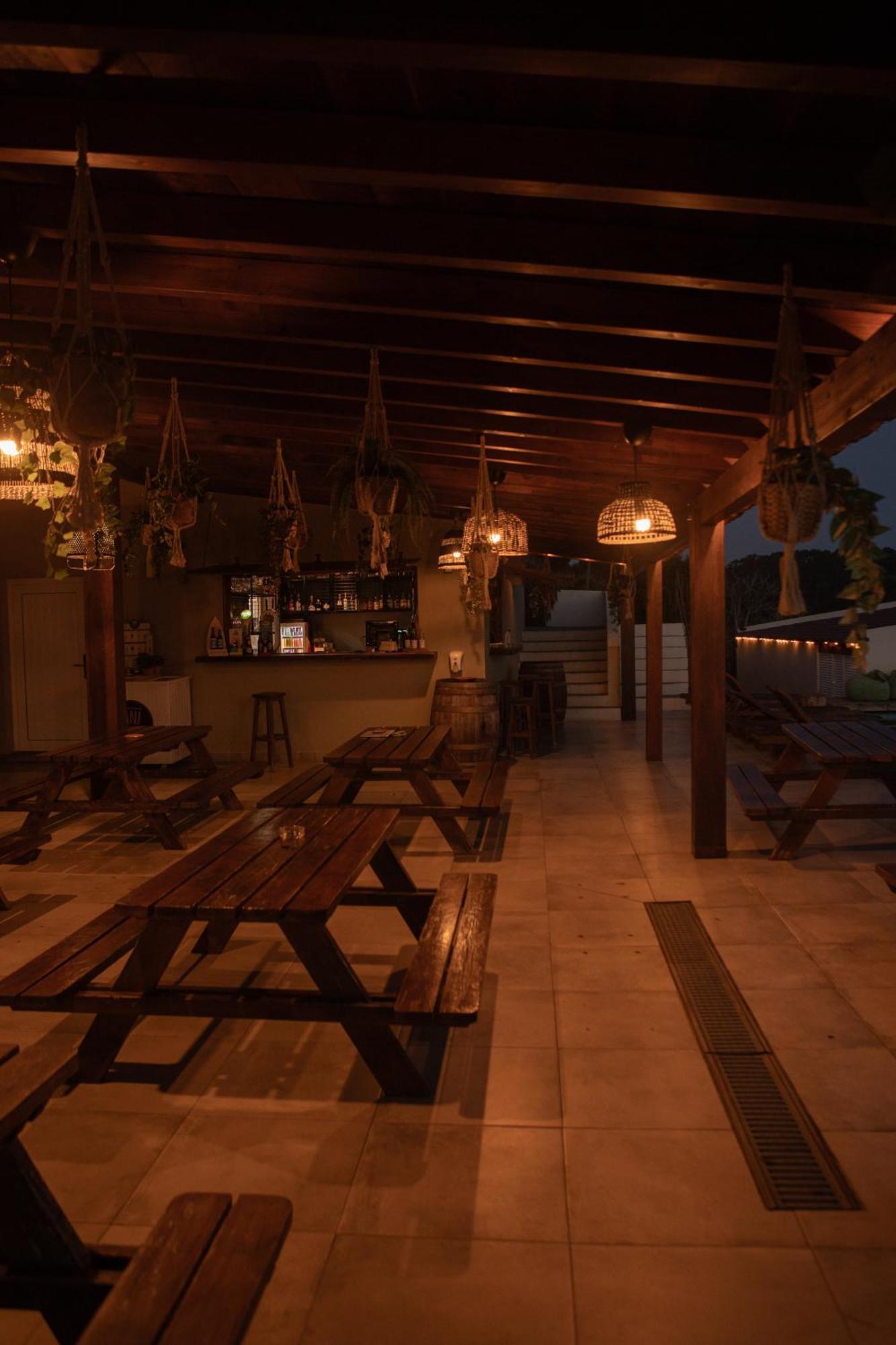 Lapoint Surf Camp Ericeira Hostel Kültér fotó
