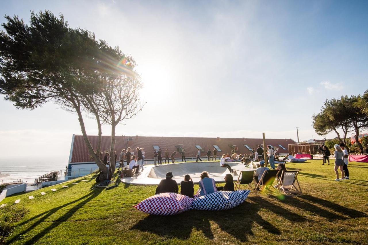 Lapoint Surf Camp Ericeira Hostel Kültér fotó